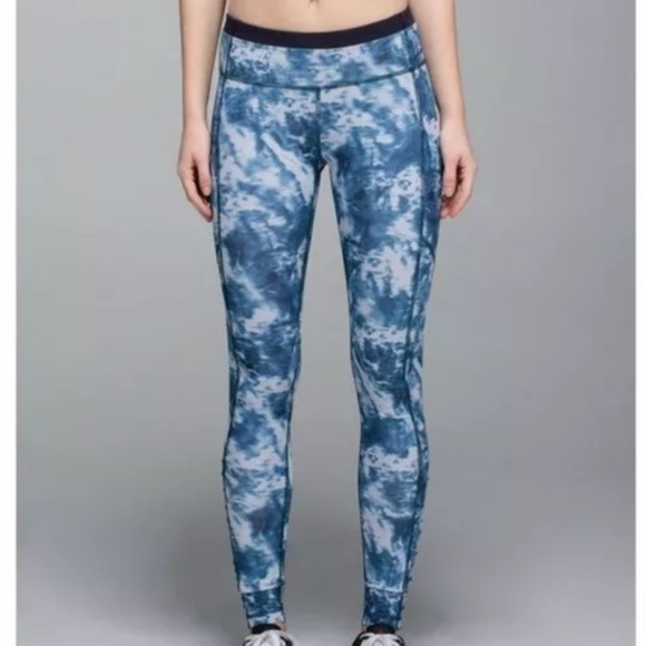 Lululemon SPEED TIGHT III ALL Full-On Luxtreme 4 Sea Side Silver Fox Alberta - Picture 1 of 11